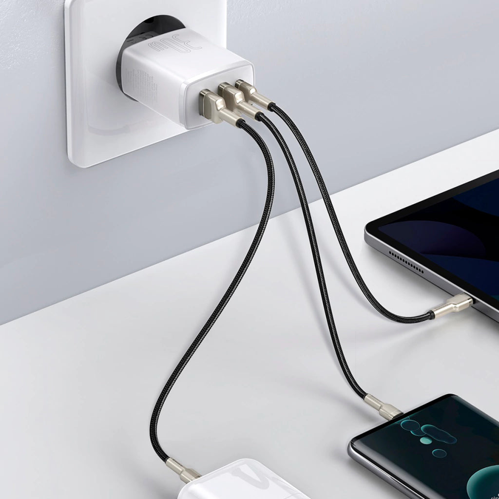 Fonte Turbo 30W com Tipo-C + 2 USB e PD 3.0 Compacto l Baseus